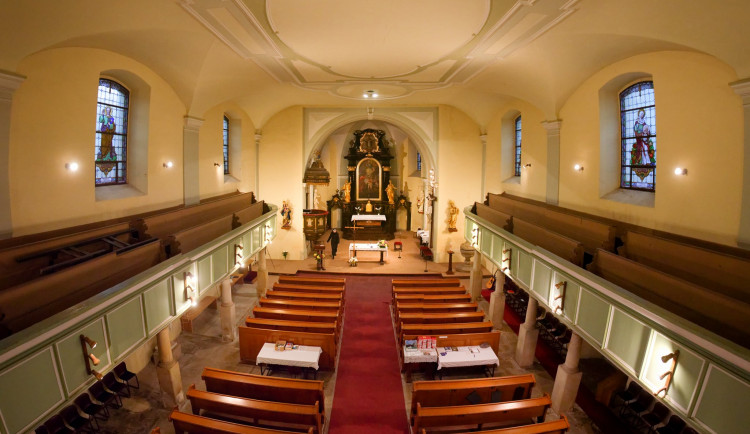 Varhany v Rochlici potřebují generální rekonstrukci. Sbírku podporuje i Markéta Tallerová