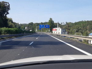 Začíná rekonstrukce silnice z Chrastavy na Liberec. Práce potrvají do července