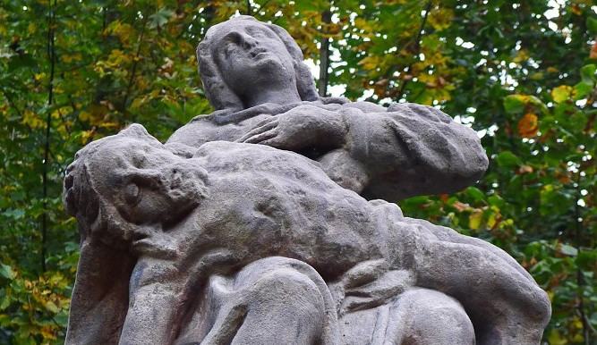 Sousoší Piety v Pulečném prošlo kompletní obnovou