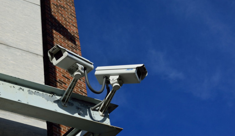 Kam zmizel tento zloděj? Kriminalista ukazuje, v čem se liší realita od televizních seriálů