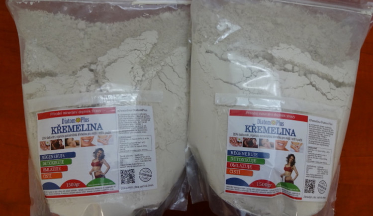 size4-16170842585342-60-kremelina-byla-plna-hliniku-a-olova-hlasi-potravinarska-inspekce