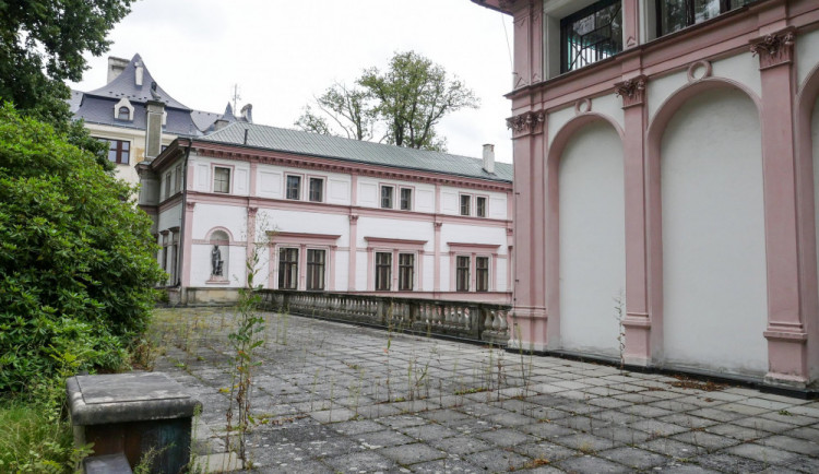 Oprava Liebiegova paláce se prodraží a bude trvat déle
