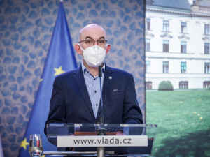 Ministr zdravotnictví Jan Blatný končí, nahradit ho má Petr Arenberger