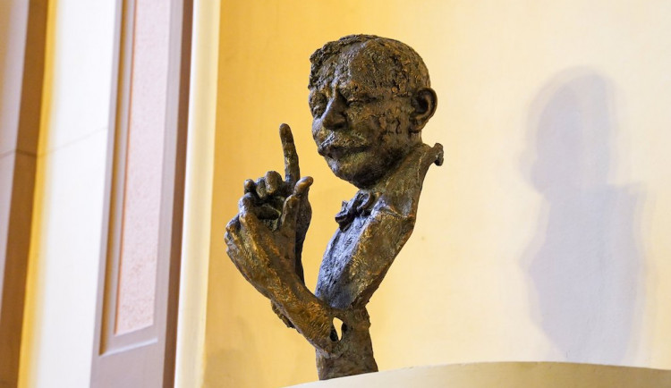 Před 130 lety se narodil liberecký rodák Vasta Burian. Čestným občanem města není