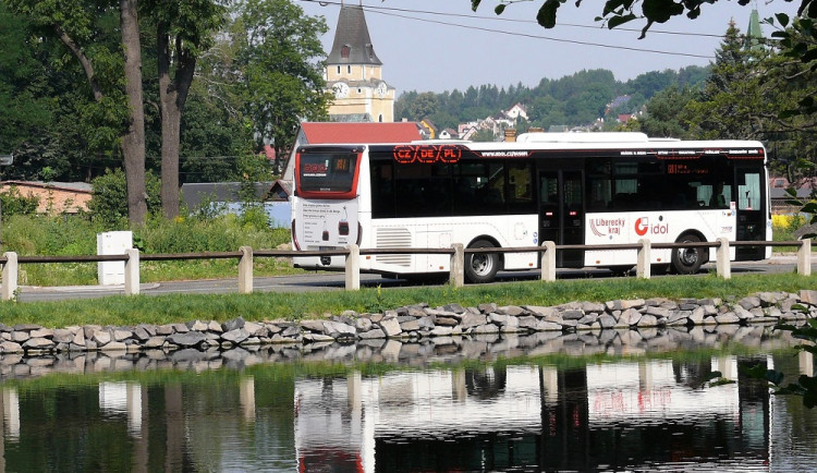 Oblíbená jízdenka Euro Nisa Ticket se dočkala modernizace. S dospělými jezdí děti zdarma, přibyla i třídenní varianta