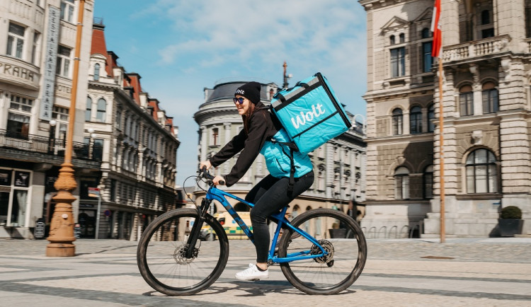Wolt pokračuje v expanzi. Nově bude rozvážet v Liberci