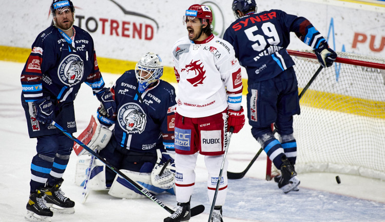Snažil jsem se střelu zblokovat, ale bohužel se to nepovedlo, řekl rozhodujícímu okamžiku Vitásek