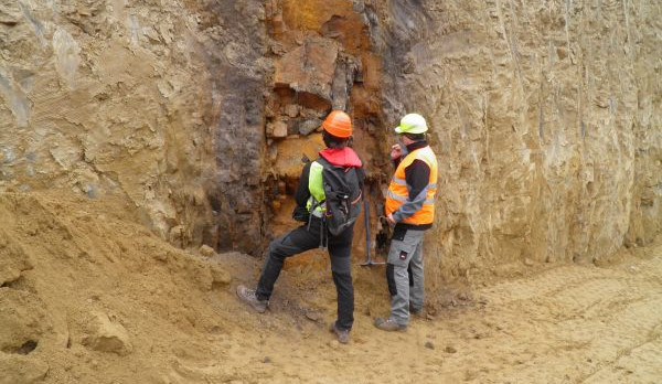 Nález žíly bazaltu