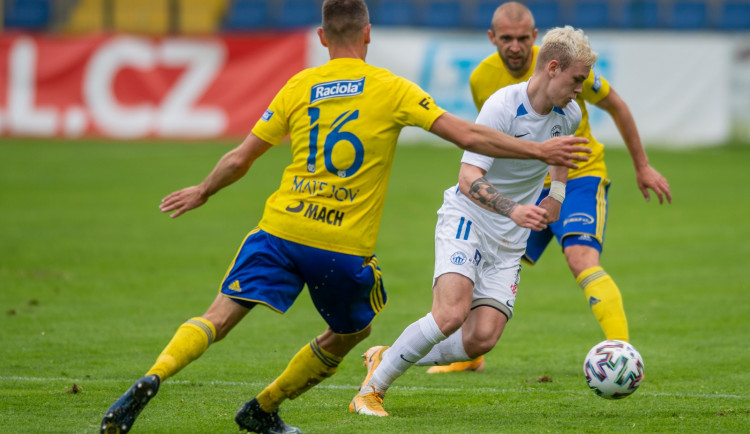 Slovan ve Zlíně neskóroval, má jen bod. Malá naděje na poháry ještě žije