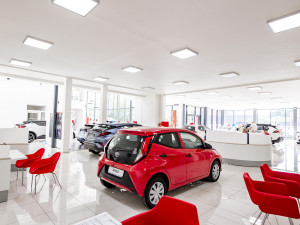 Společnost Autosalon KP Plus otevřela nový autosalon Toyota v Londýnské ulici