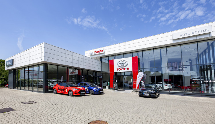 Společnost Autosalon KP Plus otevřela nový autosalon Toyota v Londýnské ulici