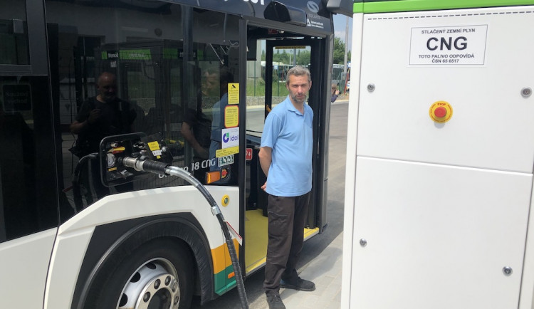 Liberecký dopravní podnik investoval 23 milionů do stavby čerpací stanicev CNG