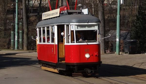 Historická tramvaj 6MT č. 177