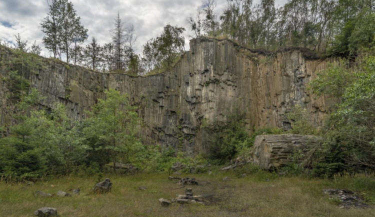 Čedičový lom Klučky