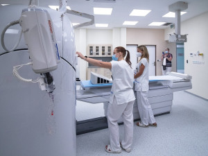 Nové CT v liberecké nemocnici je rychlejší a navíc daleko méně zatěžuje pacienta zářením