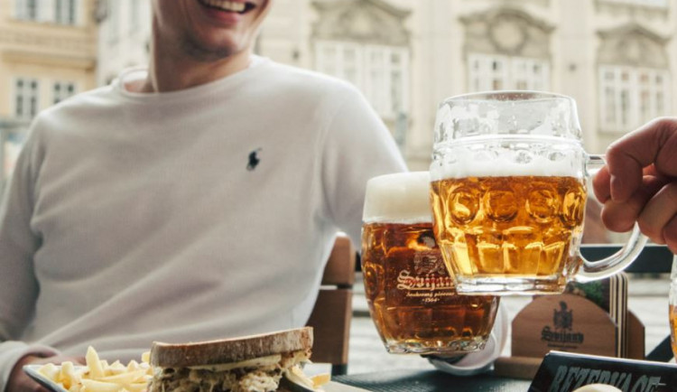 Pivovar Svijany uvádí na trh prémiové pivo Šlik