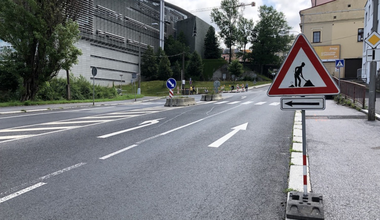 Začíná rekonstrukce Sokolské ulice. Zavřená bude až do listopadu