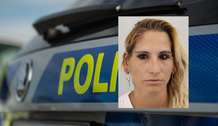 Policisté pátrají po ženě, nevrátila se do léčebny. Může být agresivní a nebezpečná