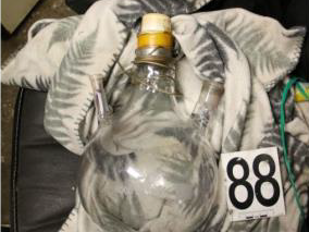 Ve velkém vyráběli pervitin, teď jim hrozí osmnáct let vězení