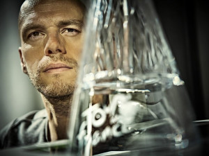 Letošní trofej na Tour de France opět pochází z rukou českých sklářů