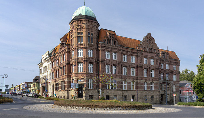 Secesní budova na náměstí Míru