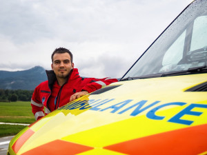 Už v kočárku jsem houkal jako sanitka, říká řidič záchranky Roman Jungmann