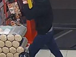 Loupil v Rakousku i Chorvatsku. Policie hledá muže, který může pocházet z Česka