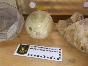 Samopaly, rozbušky i prostředek k imitaci jaderného výbuchu odevzdali lidé během amnestie