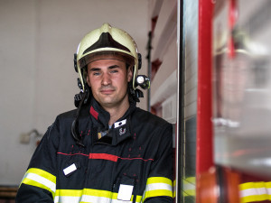 Nikdy bych nechtěl vyjíždět k rodině nebo přátelům, prozradil hasič Kamil Socha