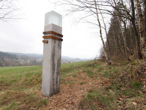 Sousedé společnými silami vybudovali v Jizerkách Stezku Svobody, propojuje místa i lidi