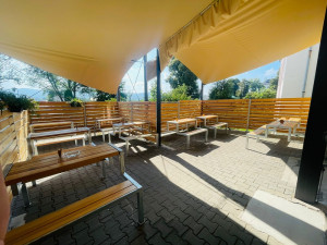 Místo nonstopky restaurace věnovaná letectví s kulečníkem a fotbálkem. To je 21 PKZ