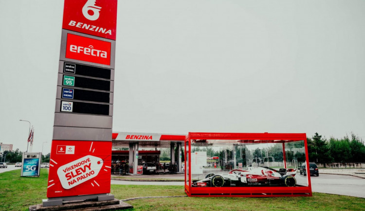 Tradiční značka Benzina zmizí od českých silnic. Nahradí ji polský Orlen