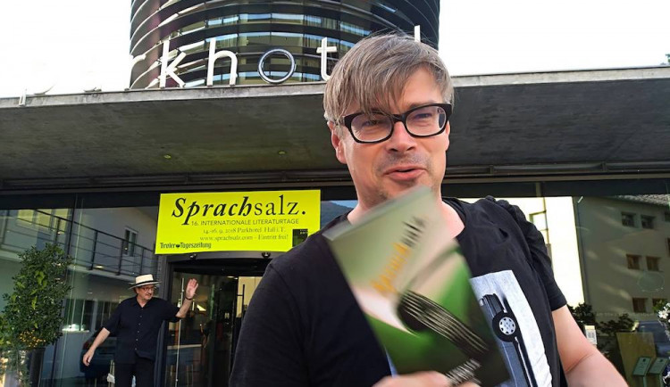 Ocenění pro spisovatele Jaroslava Rudiše. Dostane vyznamenání od německého prezidenta