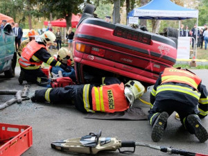Hasiči z Frýdlantu zabodovali na MČR ve vyprošťování. Domů dovezli stříbro