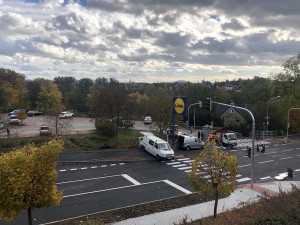 Končí uzavírka Letné, silnice se otevře v pátek. U Lidlu jsou nové semafory
