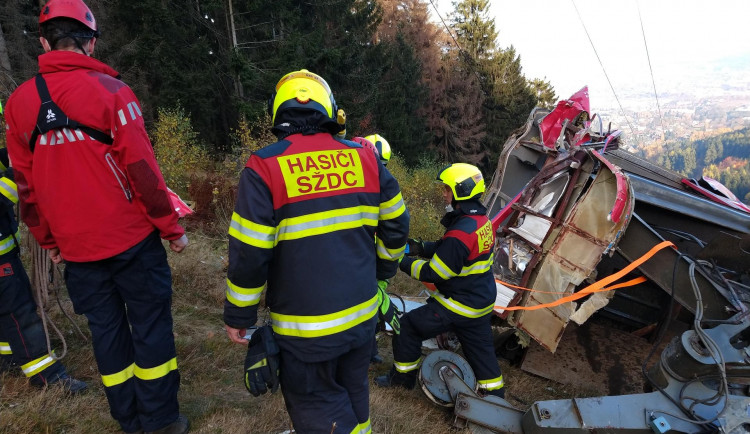 Pád kabiny lanovky na Ještědu