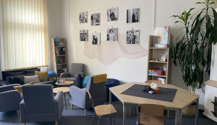 Zdravotně znevýhodnění často nemají s kým trávit volný čas. Rytmus v centru Liberce otevírá klubovnu