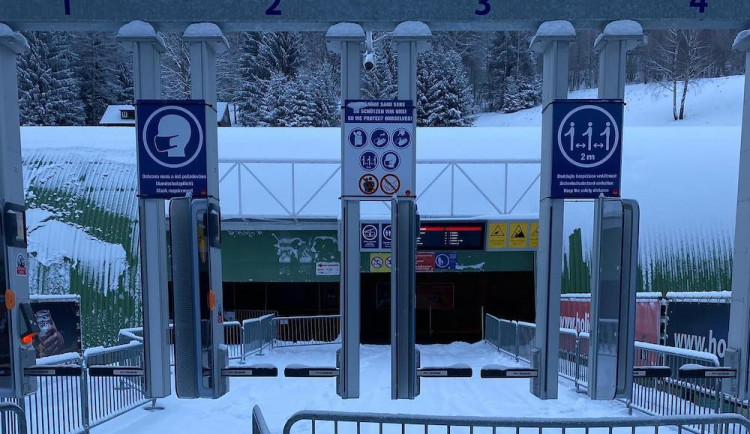 Opatření vůči neočkovaným je zbytečné, míní ředitel skiareálu v Rokytnici Pražák