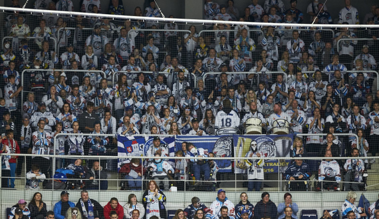 Tygři nechtějí přijít o diváky. Fanouškům nabízí očkování přímo v aréně