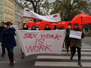 V pátek je Mezinárodním dnem proti násilí na ženách a mužích pracujících v sexbyznysu