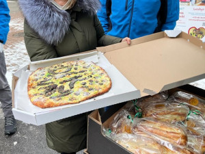 Vážíme si vás a děkujeme. Liberečtí řidiči veřejné dopravy uspořádali sbírku pro zdravotníky