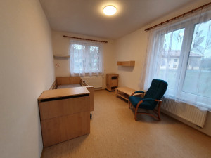 Místo ústavu domácnosti s podporou. V Jestřebí skončila výstavba domovů pro klienty s hendikepem