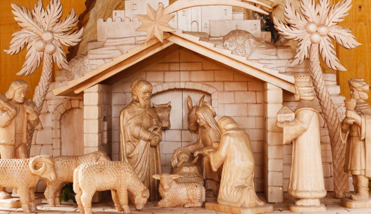 Dvě stě let starý betlém z těsta nebo pryskyřice můžete spatřit na výstavě Za betlémskou hvězdou