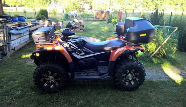 Odcizená čtyřkolka