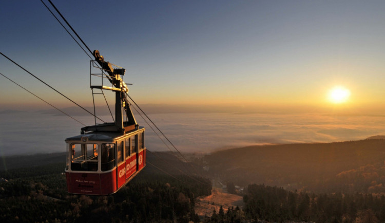 Liberec bude bez lanovky na Ještěd několik let. Základní oprava podle Českých drah nestačí