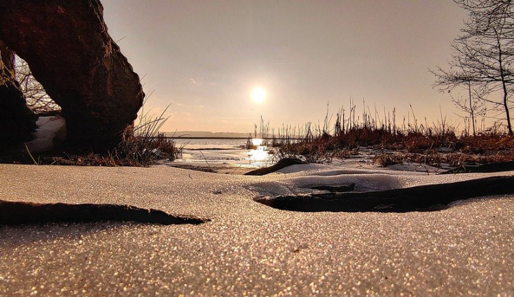 Loňský rok byl studenější, než bylo v poslední dekádě běžné