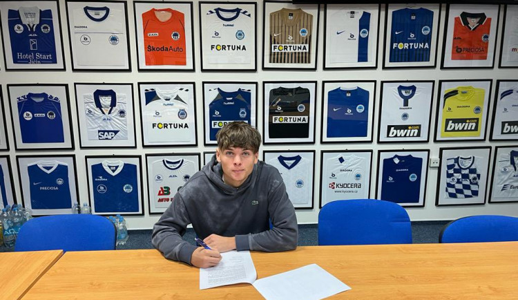 Fotbalový Liberec získal osmnáctiletého záložníka Višinského ze Slavie