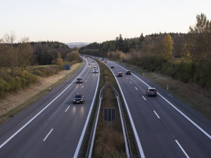 Téměř milionu řidičů na konci ledna skončila platnost dálniční známky