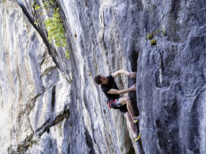 V létě jde do kin intimní portrét nejlepšího lezce na světě, Adama Ondry