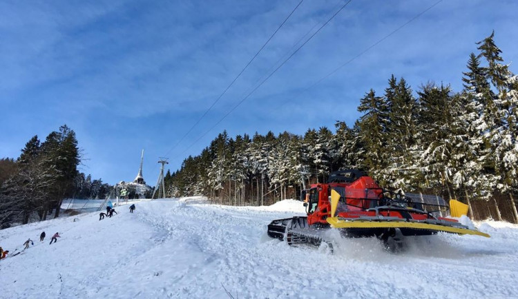 V zimních střediscích v Libereckém kraji jsou ještě na prázdniny volná místa